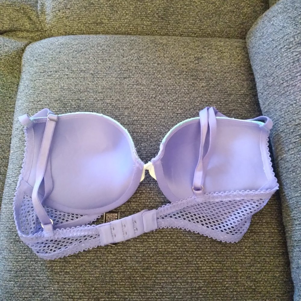 Victoria's Secret Bra - Picture 2 of 2